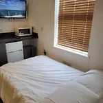Heart Of City De1 Studio Apartment